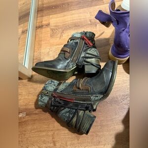 Freebird Crue Women's Ankle Boots Olive 7